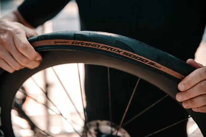 Покришка 28" Continental Grand Prix 5000S 700x32C (32-622) BlackChili Active Comfort Lazer Grip TLR Foldable Tanwall 101876 фото