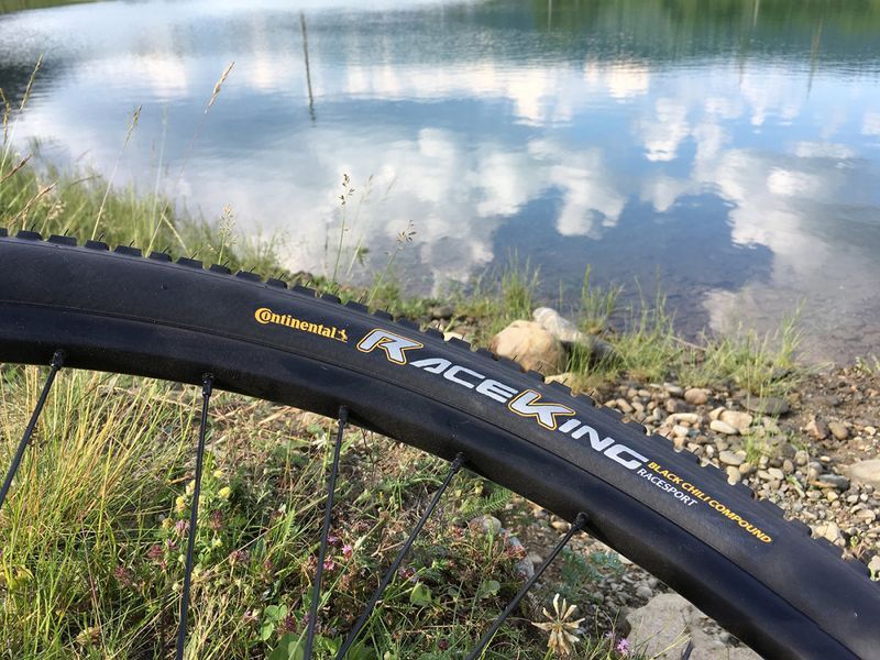 Покришка 27,5" Continental Speed King 27,5x2,20 (55-584) BlackChili RaceSport Skin Foldable Black 101110 фото