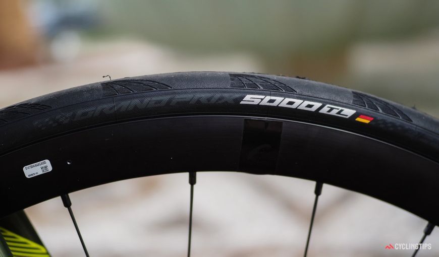 Покришка 28" Continental Grand Prix 5000 700x23C (23-622) BlackChili Vectran Breaker Foldable Black 101623 фото