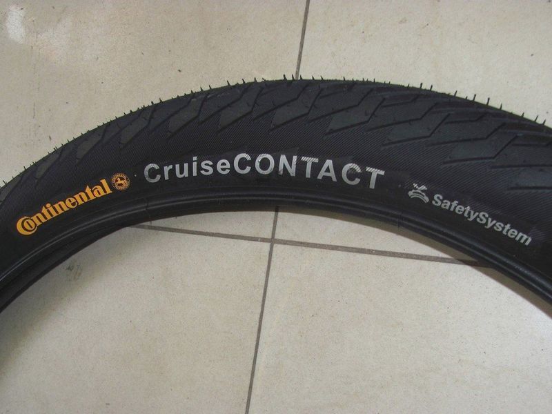 Покришка 26" Continental Contact Cruiser 26x2,00 (50-559) Reflex Wire Black 101507 фото